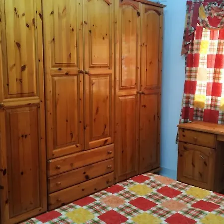 Sunshine Holiday Apartment